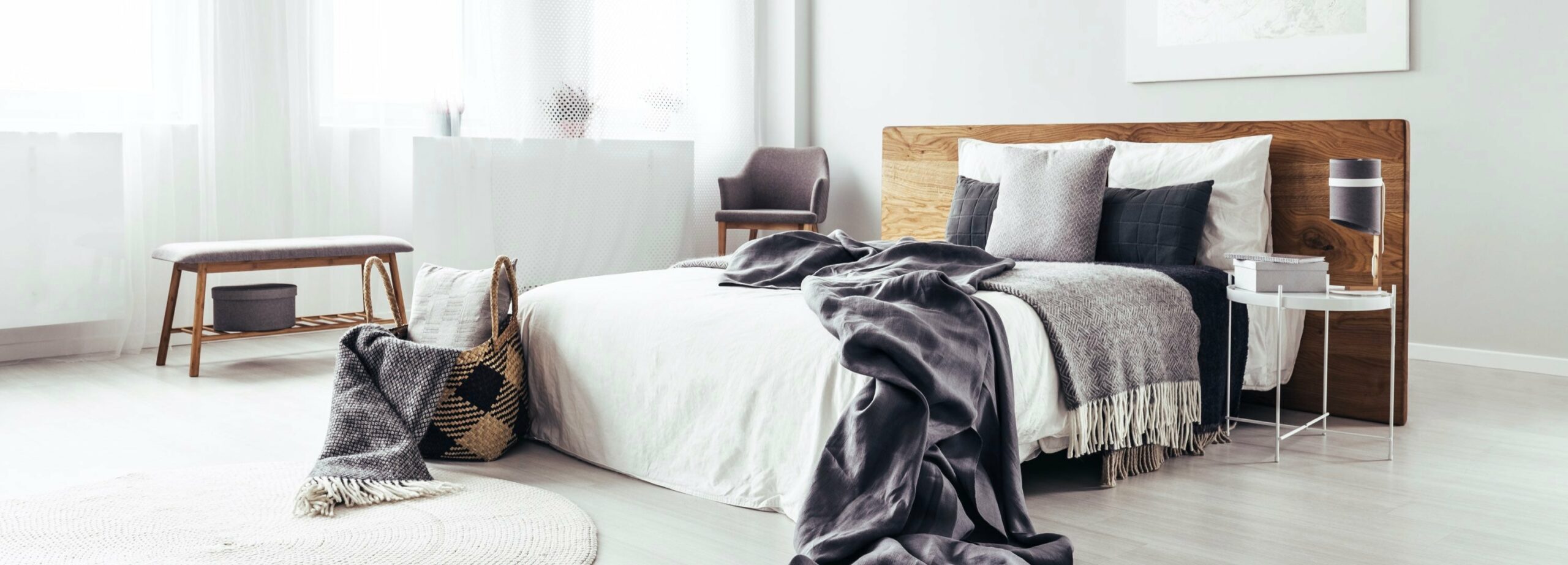 Front Page -WALKER EDISON Shop 9562 scaled