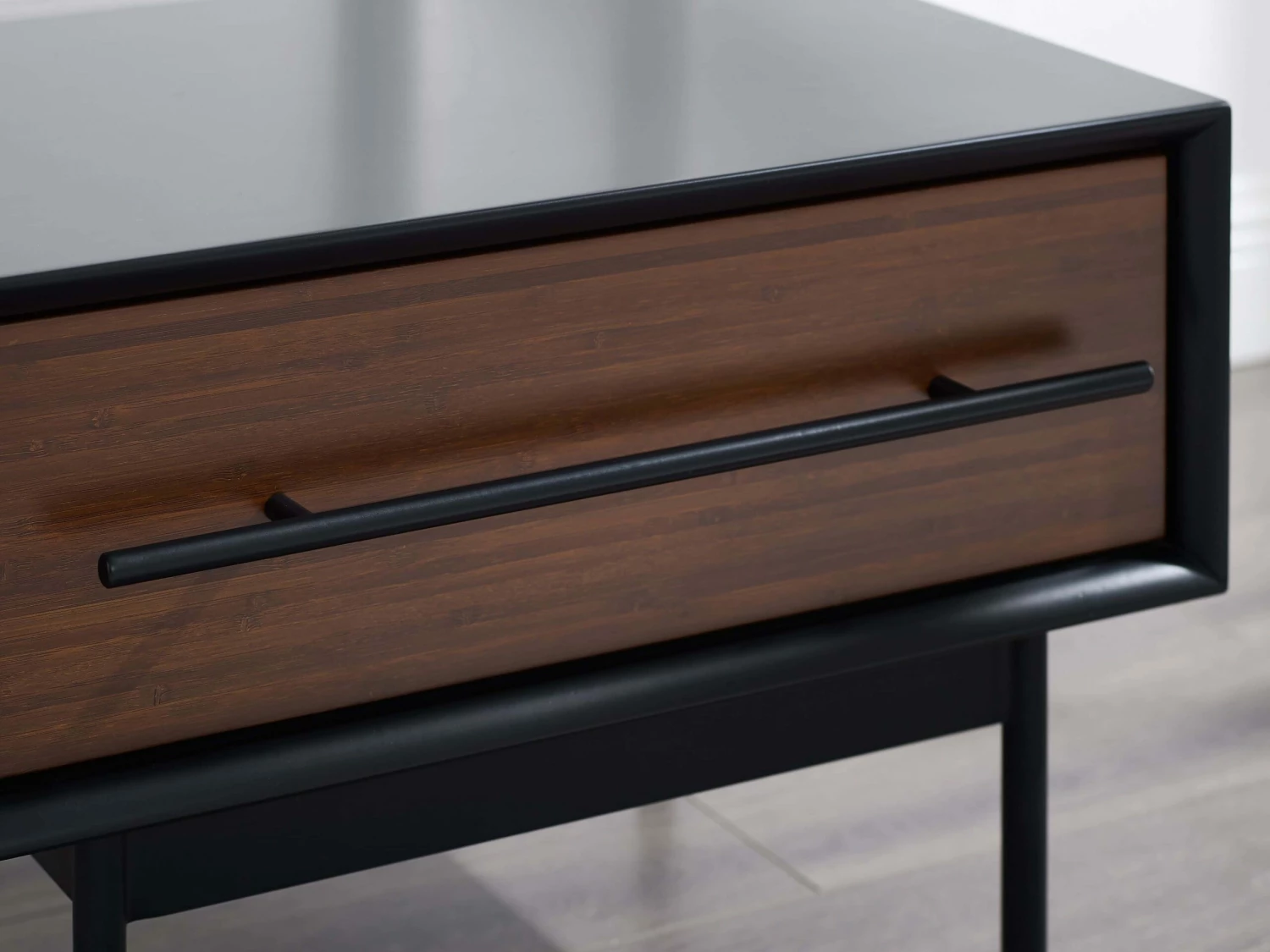 Park Avenue Ruby & Onyx 1 Drawer Nightstand 5 Park Avenue Ruby & Onyx 1 Drawer Nightstand - Image 3