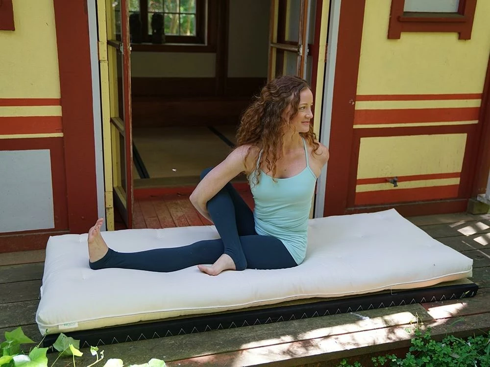 Shiki Futon Mattress - Latex & Pla (Vegan) - 3 Inch 5 Shiki Futon Mattress - Latex & Pla (Vegan) - 3 Inch - Image 3