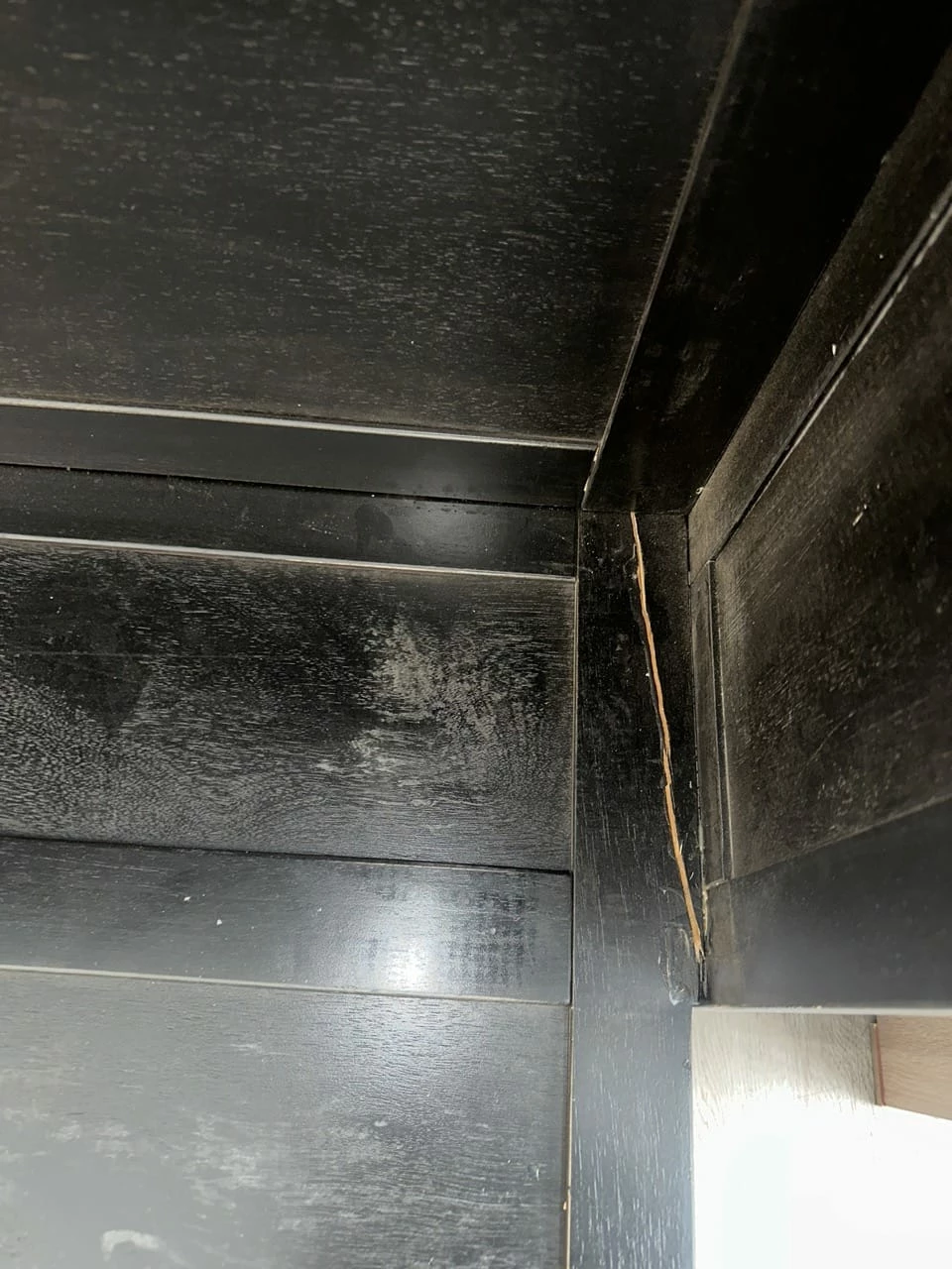 Floor Sample Poppy Blizzard Queen Murphy Cabinet Bed 7 Floor Sample Poppy Blizzard Queen Murphy Cabinet Bed - Image 5