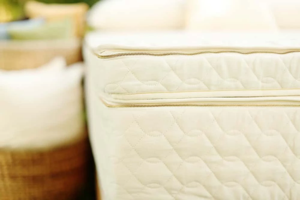 Unity Pillowtop 13 Inch 2 Dunlop & 2 Talalay Mattress 6 Unity Pillowtop 13 Inch 2 Dunlop & 2 Talalay Mattress - Image 4